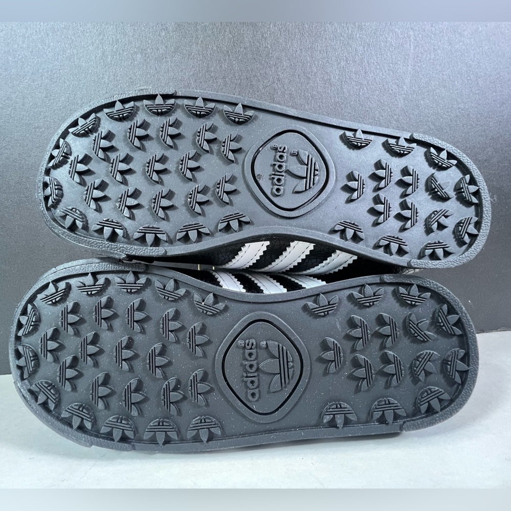 🆕Adidas Kids Samoa sneakers in Black & White – Size 8K New in Box + Extra Laces - Picture 12 of 15